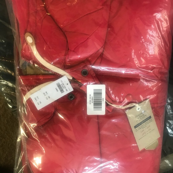 Abercrombie & Fitch Puffer Men’s! - Picture 13 of 15